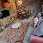 Le De La Gray House Mettet