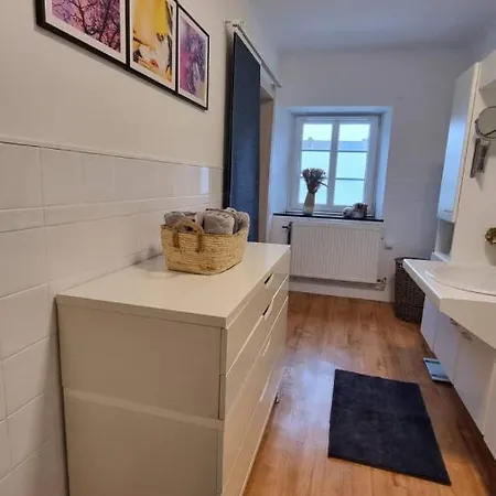 Le De La Gray House Mettet