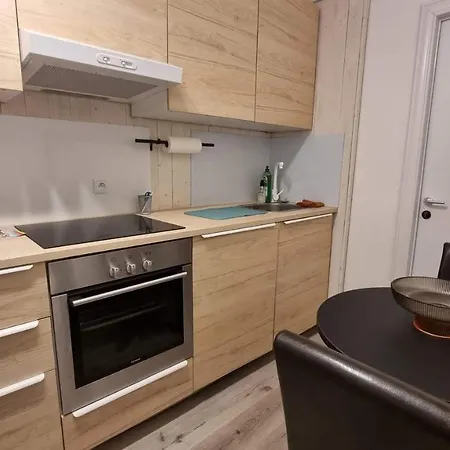 Le De La Gray House * Mettet